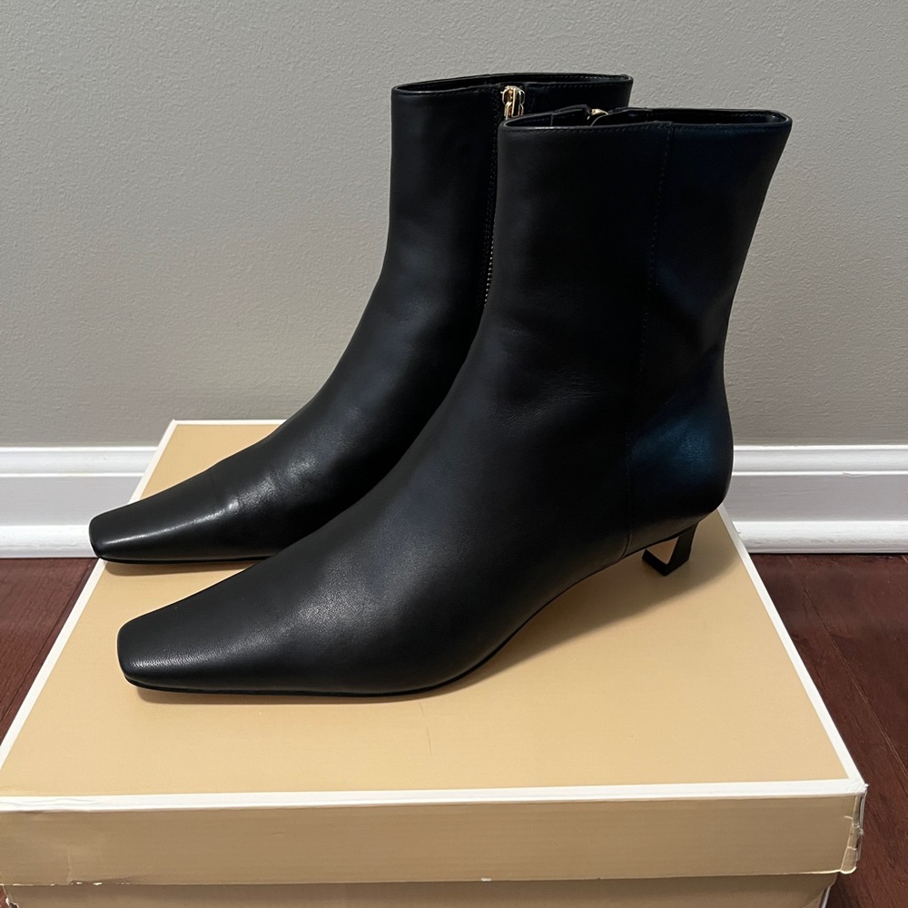 MICHAEL Michael Kors Cosmo Leather Kitten Heel Boots